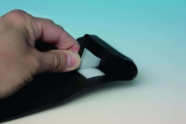 WILNOFIX cassettes, 0.4 mm black PVC with VELCRO fastener, 13 x 18 cm